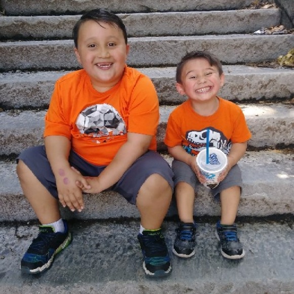 Meet your Posher, Sharon - Picture 3 of 8